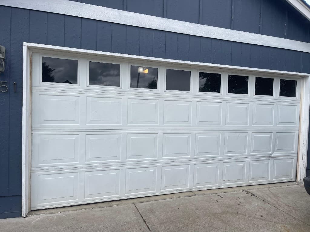 Garage door closed and operating on track after off-track repair in Portland and Salem Metro