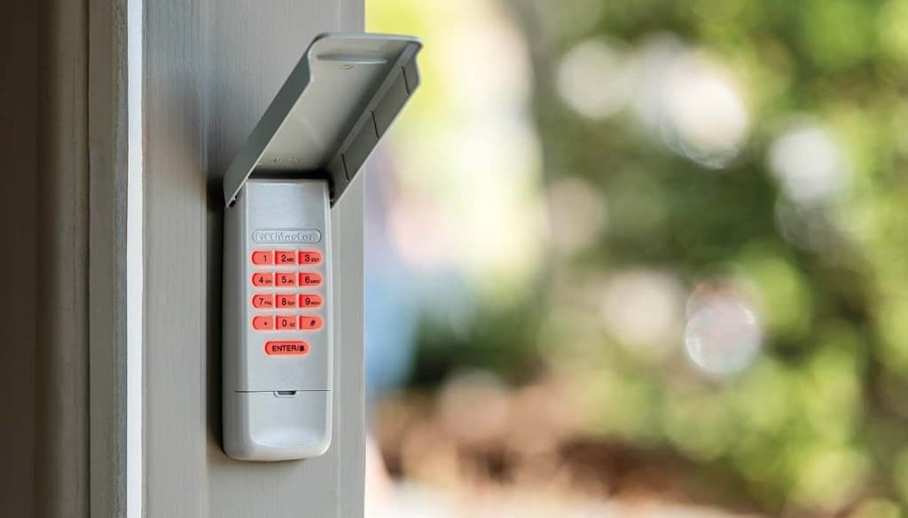 Keypad Installation on a Pacific Northwest home professional garage door service in Portland and Salem Metro